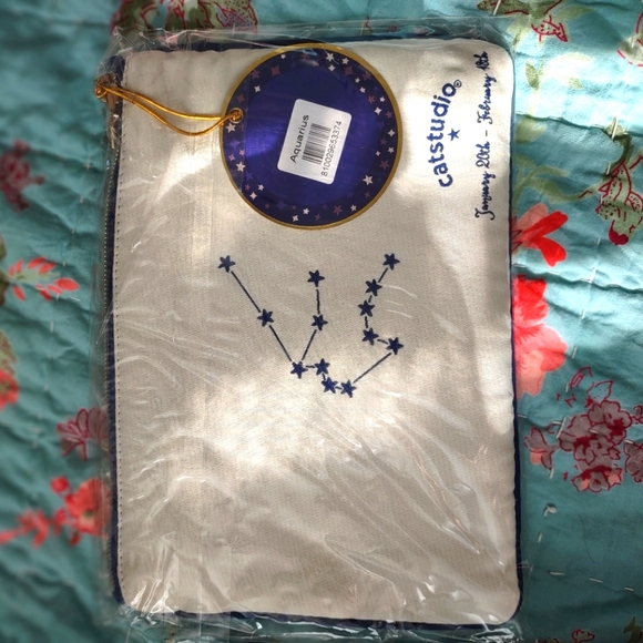 NWT Sundance Zodiac Zippered Jewelry Pouch - Aquarius - Picture 6 of 6